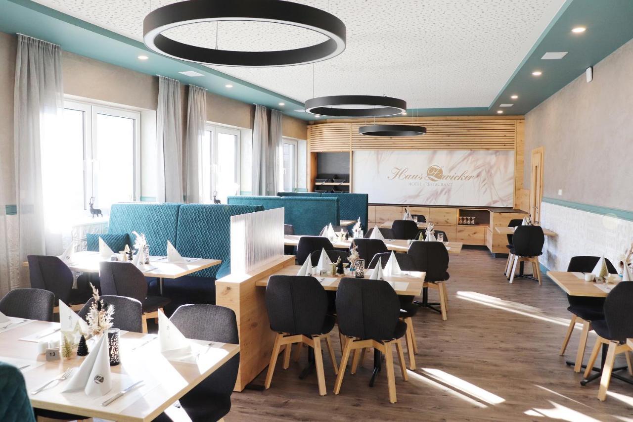 Hotel Restaurant Haus Zwicker Bleialf Exterior foto